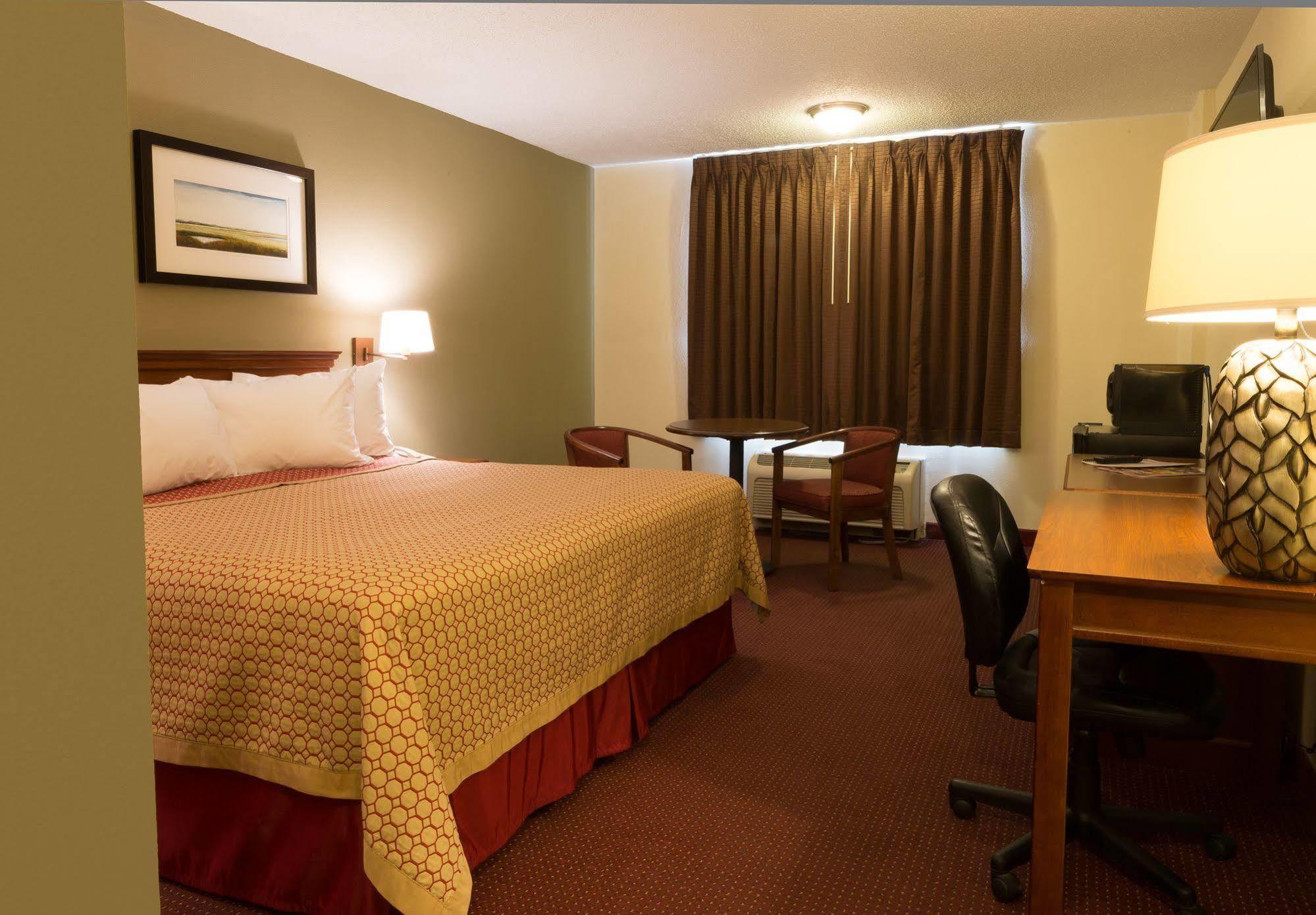 Marina Inn&Suites Chalmette-New Orleans Esterno foto