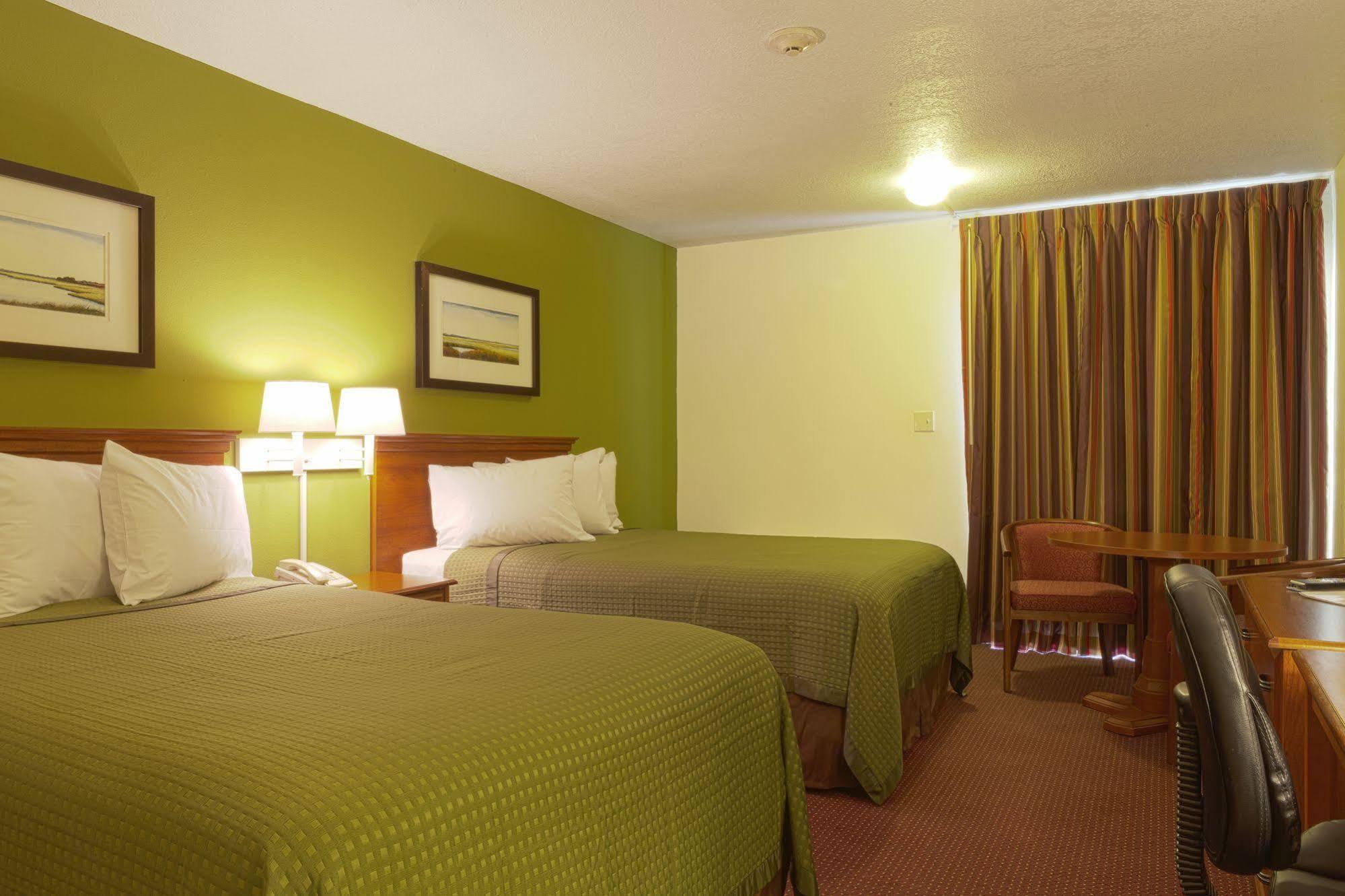 Marina Inn&Suites Chalmette-New Orleans Esterno foto